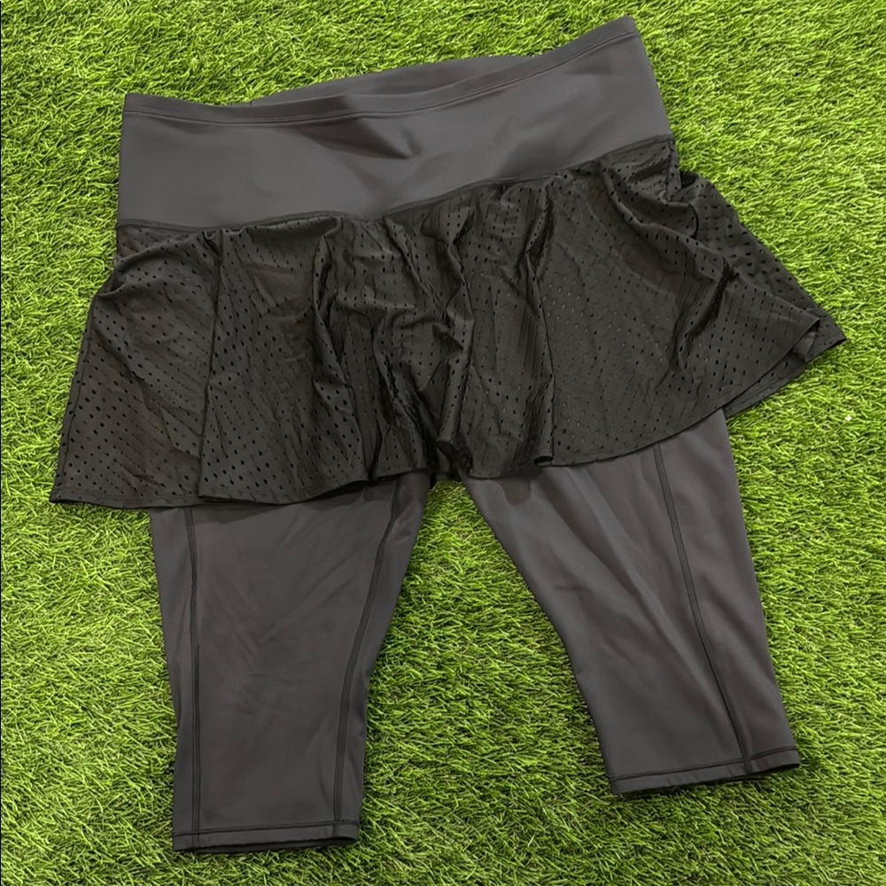 Athleta Black Leggings with Ruffled Skirt Overlay
